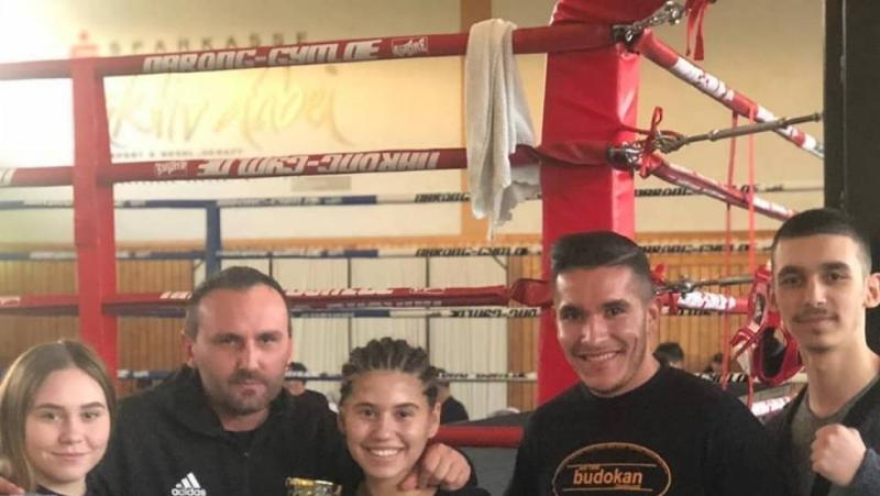 Aleyna gewinnt auf der Energy Fight Night